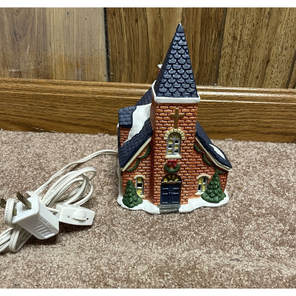 Trim A Home Blue Roof Church Lighted 1994 Plug In Vintage Works‎ Collectible
